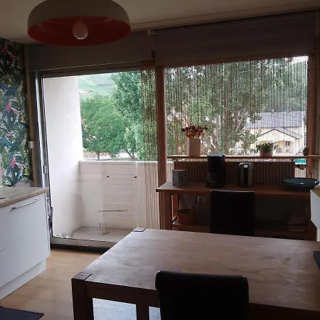 Lägenhet Avec Balcon : Le Serenity